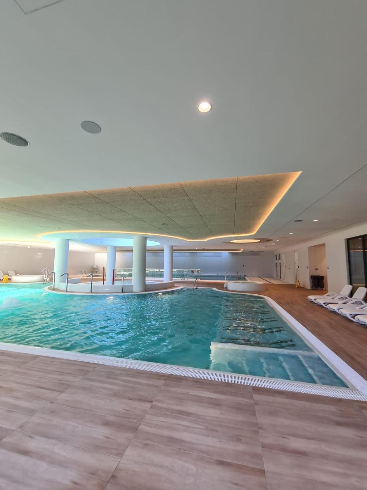 Pinea Sky Premium Apartament Z Widokiem Na Morze Ze Spa I Basenem Przy Plazy Pobierowo Kültér fotó